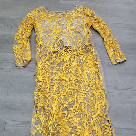 Beautiful dresss with three piece dress